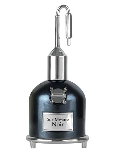 Frasco do perfume árabe Sur Mesure Noir da Lattafa, compartilhável, 100 ml